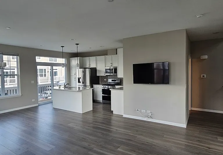 210 Timberleaf Cir — Photo 3