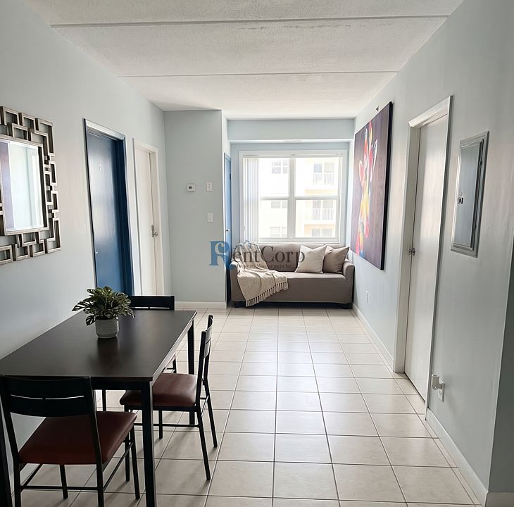 1st image of 304 Lester St Unit 4