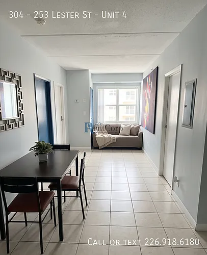 304 Lester St #4 Photo 1