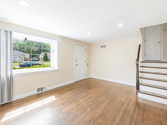 5th image of 9626 S Oglesby Ave