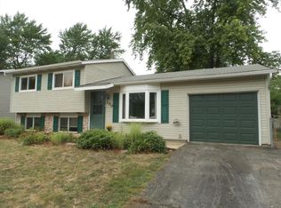 300 Northridge Ave, Bolingbrook, IL 60440