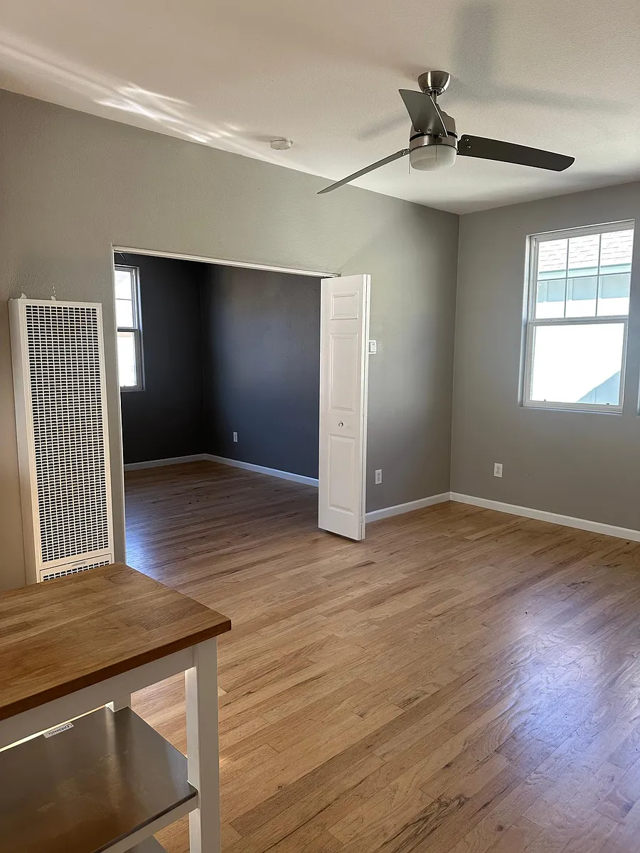 Livingroom - Match Point Ave
