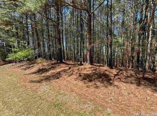 28 Pizarro Dr, Hot Springs Village, AR 71909