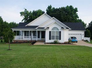 139 Bay Hill Dr, Boiling Springs, SC 29316