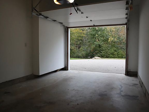 4th image of 550 Westford Rd