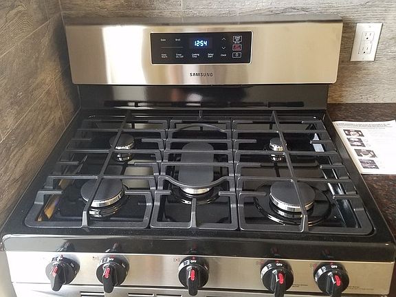 4th image of 4525 45th St APT 2F