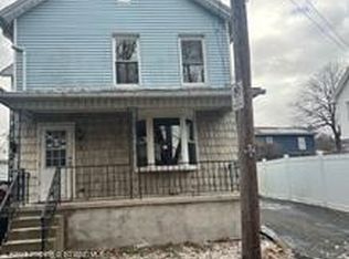 108 Florence Ct, Carbondale, PA 18407