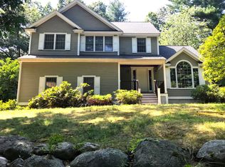 16 Forge Village Rd, Westford, MA 01886