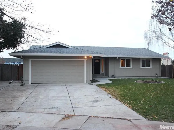 835 Cambridge Dr, Stockton, CA 95207
