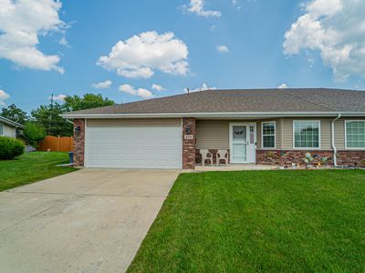 406 Pine Ridge Cir, Lowell, IN, 46356