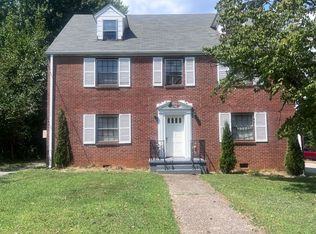 2718 Broad St NW APT 3, Roanoke, VA 24012