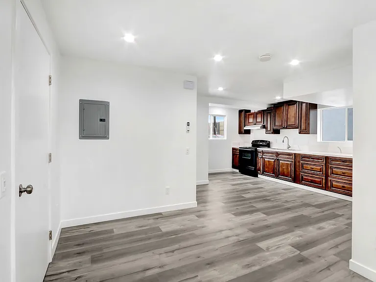 Pueblo Bonito Apartments — Photo 8