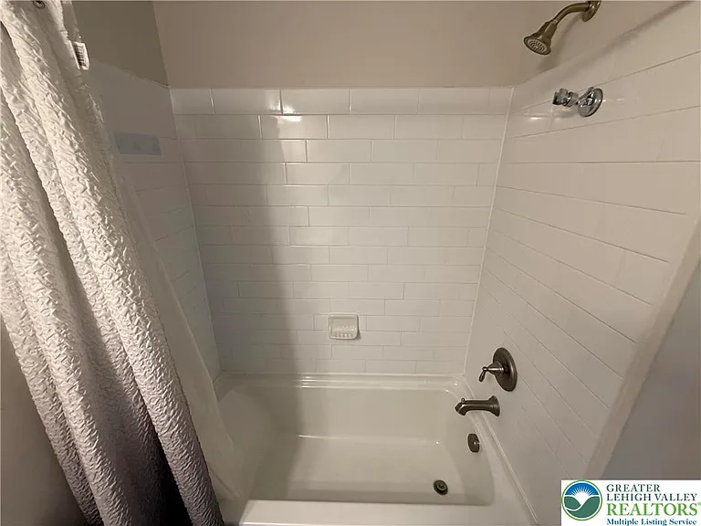 1047 Turnstone Dr — Photo 15