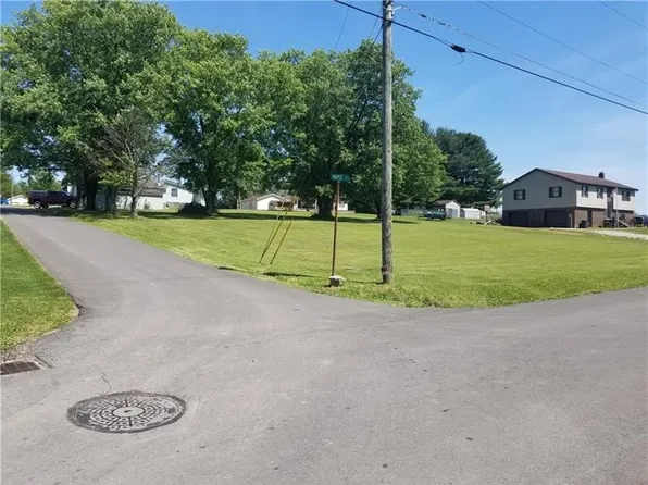 0 Maple St, Vanderbilt, PA 15486