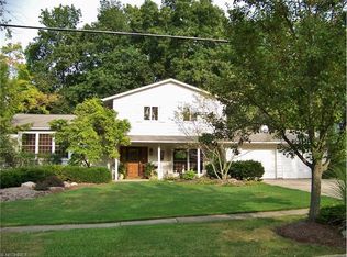 360 Woodland Dr, Medina, OH 44256