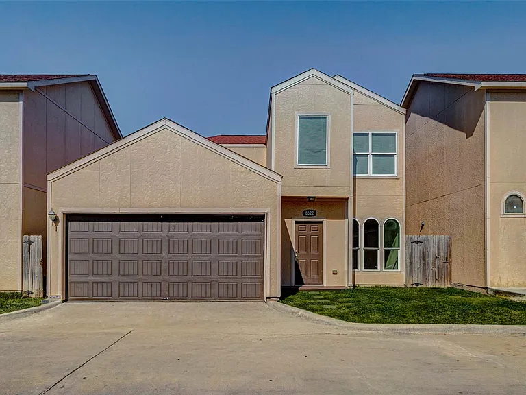 8622 Torcello St — Photo 27