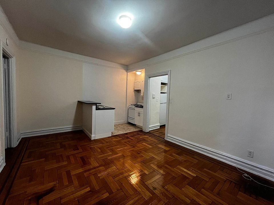 1st image of 8383 118th St APT 1C