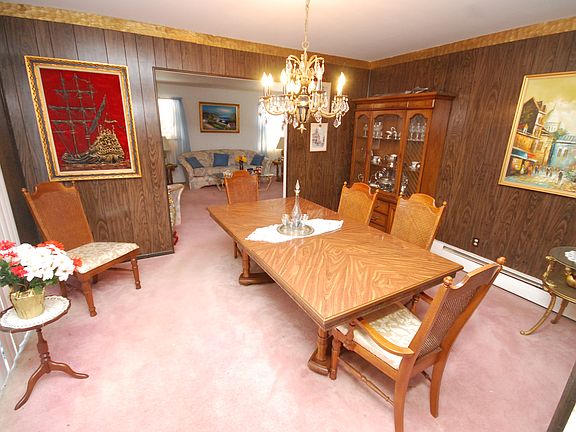 5th image of 105 Wedgewood Dr