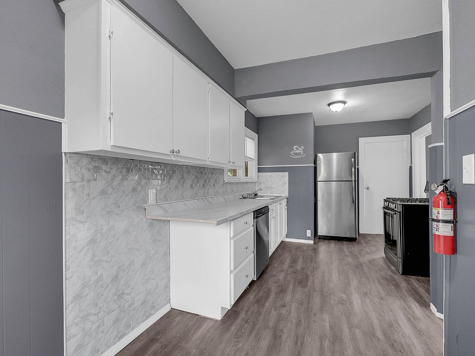 1st image of 1386 Charter Ave #2