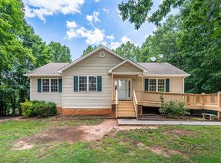 1279 Buck Creek Rd, Appomattox, VA 24522