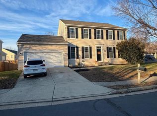 9819 Pear Tree Ct, Bristow, VA 20136