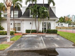912 NE 26th Ave, Hallandale, FL 33009