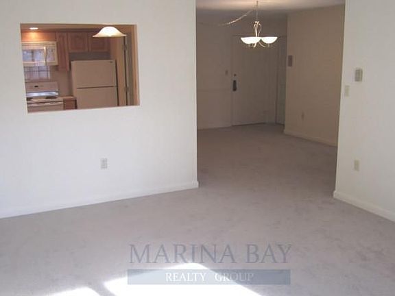 4th image of 385 Massachusetts Ave APT 8