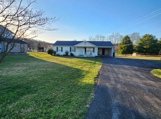 555 Ben Speck Rd, Hedgesville, WV 25427