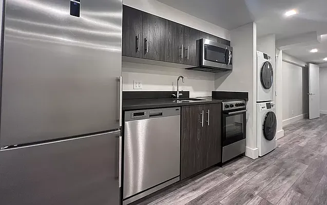 Rented by Keller Williams NYC | media 11