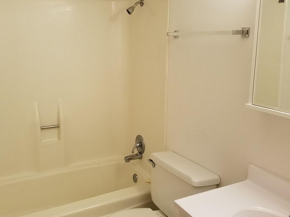 1st image of 2000 Valley Park Dr #11