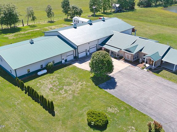 3rd image of 379 Clark School Rd