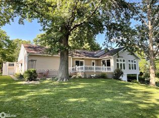 2010 Golfview Cir, Centerville, IA 52544