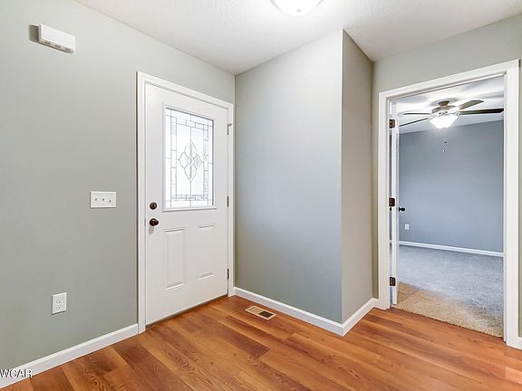 4th image of 300 N Vine St