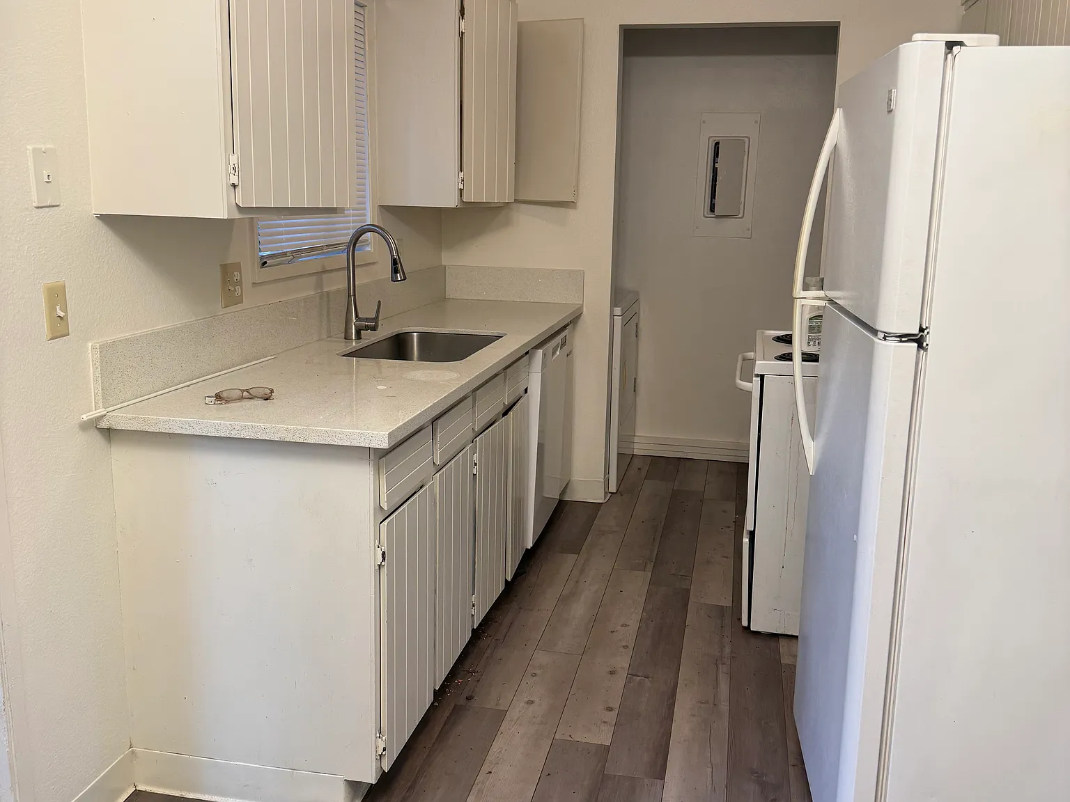2 bed, 912 sqft, $1,700 — Photo 3