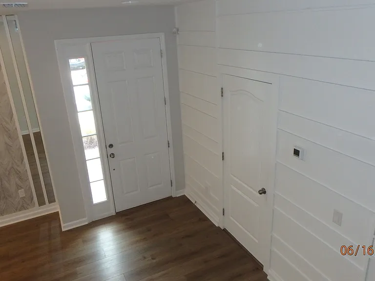 4718 New Orleans Cv — Photo 15