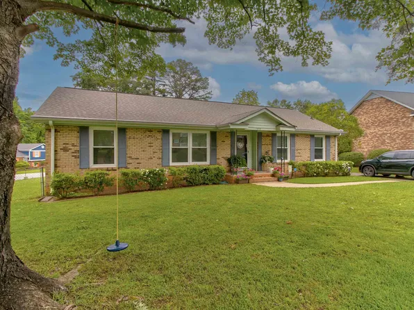 1478 Dover Rd, Spartanburg, SC 29301