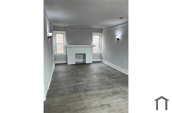 Building Photo - 15348 Kentucky St