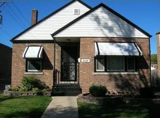 2124 S 23rd Ave, Broadview, IL 60155