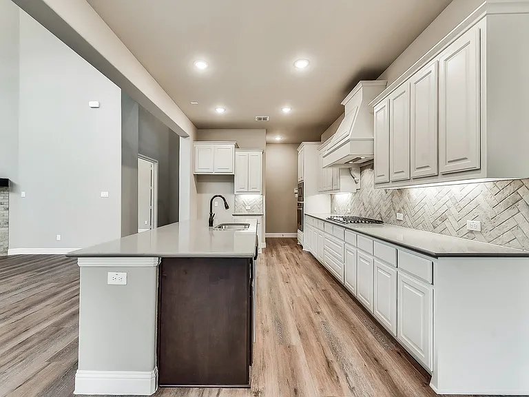 810 Elm Park Dr — Photo 11