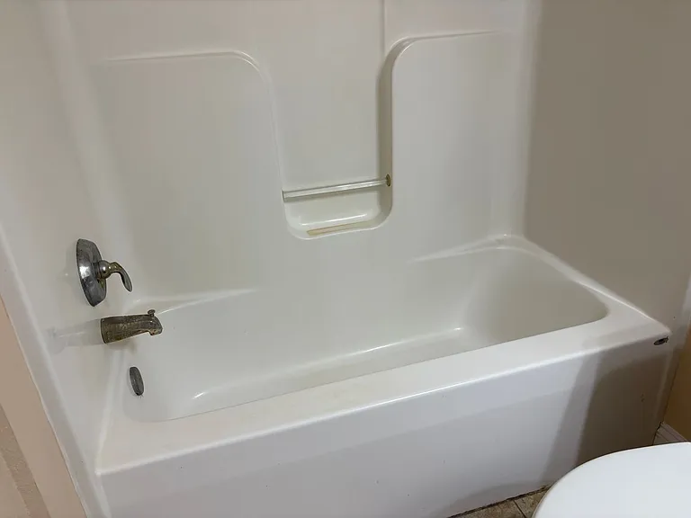 124 Deerfield Ln — Photo 22