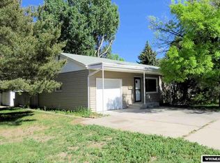 915 Antelope Dr, Riverton, WY 82501