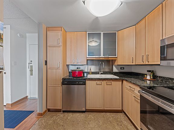 4th image of 2015 S Finley Rd APT 801