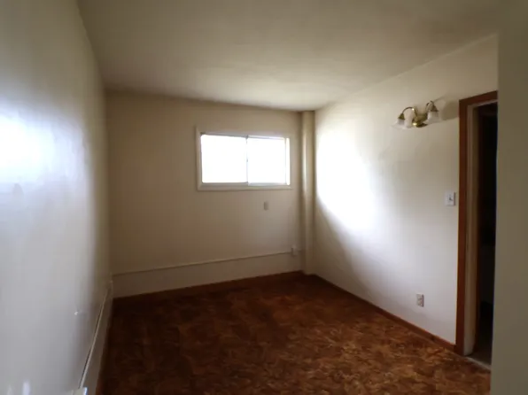 1601 W College St, Bozeman, MT
