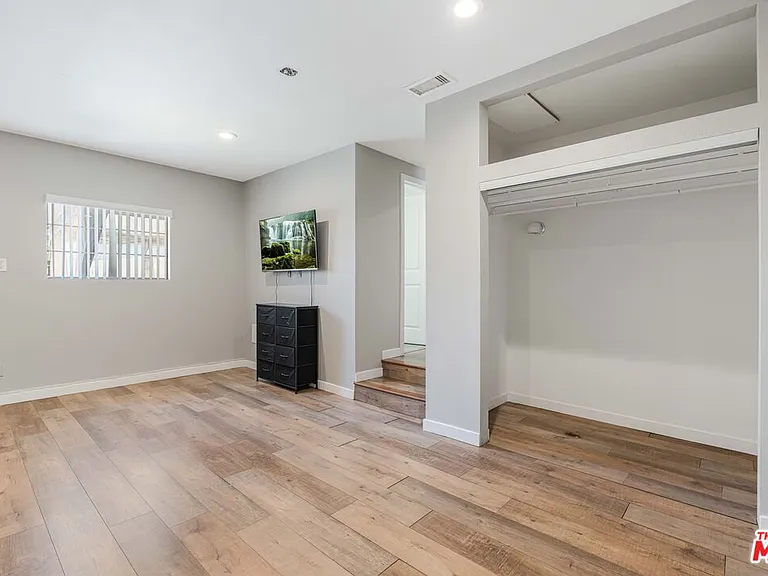 8222 Vanscoy Ave — Photo 7