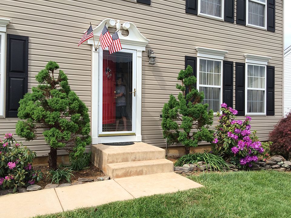 2nd image of 129 Independence Dr