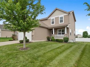 1901 Teresa Fields Ln, Lake Saint Louis, MO 63367