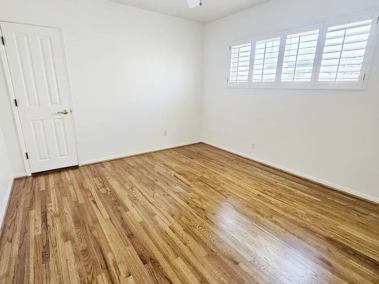 6341 Sultana Ave — Photo 10
