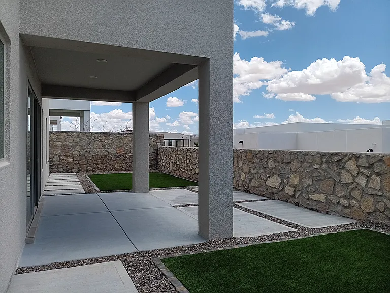 824 Durham Way — Photo 40