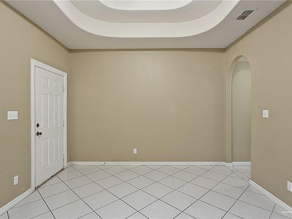 3rd image of 4108 Ebony Ave
