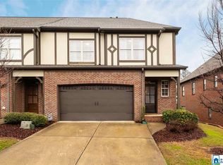 640 Flag Cir, Hoover, AL 35226